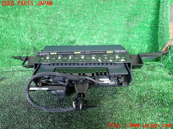 1UPJ-9233346629]アウディ・A6(4GCHVS)モニター 中古_3