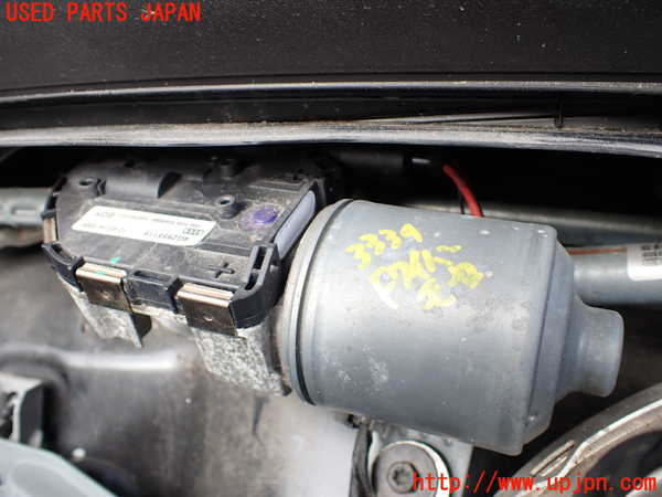 1UPJ-9233346770]アウディ・A6(4GCHVS)フロントワイパーモーター 中古_2