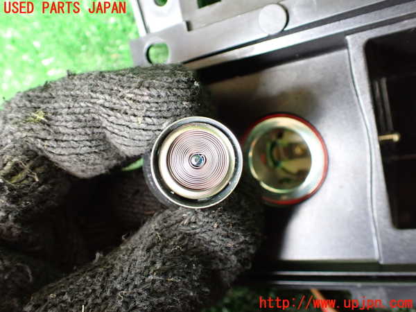 1UPJ-9233347815]アウディ・A6(4GCHVS)シガライター 中古_2