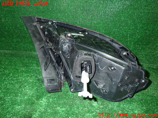 1UPJ-9233351530]VW ザ･ビートル(16CPL)右テールランプ 中古_4