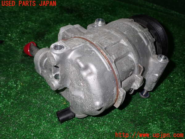 1UPJ-9233356025]VW ザ･ビートル(16CPL)エアコンコンプレッサー 中古_3
