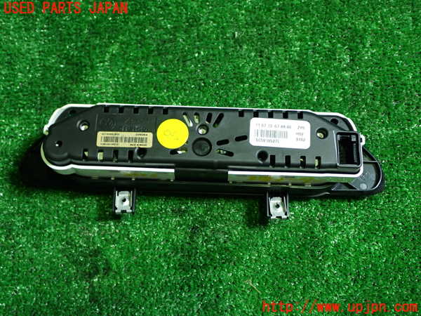 1UPJ-9233356180]VW ザ･ビートル(16CPL)3連メーター 中古_3