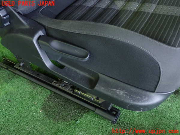 1UPJ-9233357035]VW ザ･ビートル(16CPL)運転席シート 中古_4