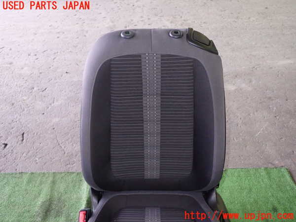 1UPJ-9233357065]VW ザ･ビートル(16CPL)助手席シート 中古_2