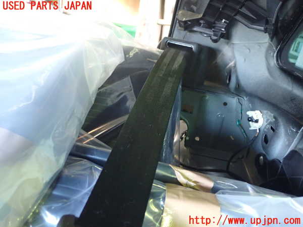 1UPJ-9233357185]VW ザ･ビートル(16CPL)左2列目シートベルト 中古_2