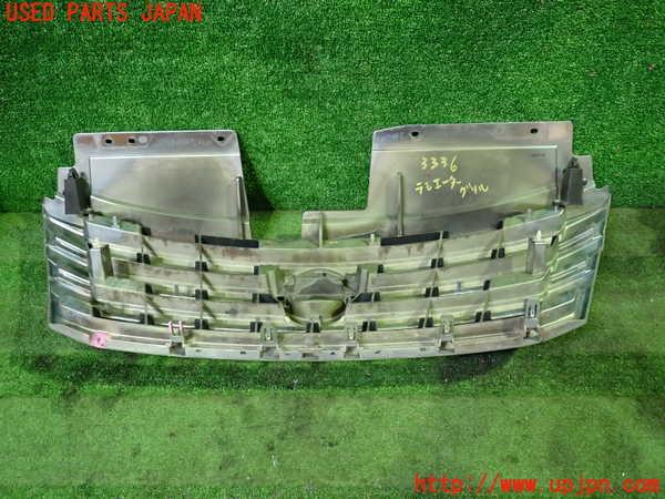 1UPJ-9233361050]セレナ Sハイブリッド(HC26)ラジエターグリル 中古_4