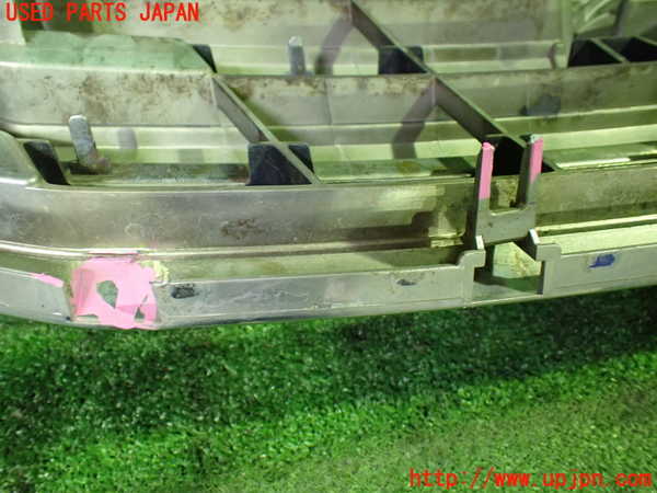1UPJ-9233361050]セレナ Sハイブリッド(HC26)ラジエターグリル 中古_5