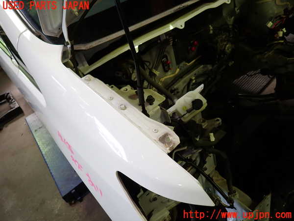 1UPJ-9233361080]セレナ Sハイブリッド(HC26)右前フェンダー 中古_4