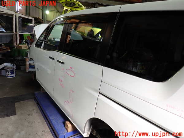 1UPJ-9233361320]セレナ Sハイブリッド(HC26)左後ドア M2L3 中古_3