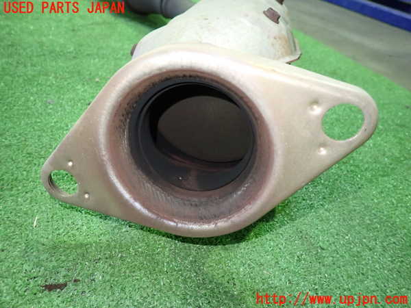 1UPJ-9233362661]セレナ Sハイブリッド(HC26)触媒1 中古_3