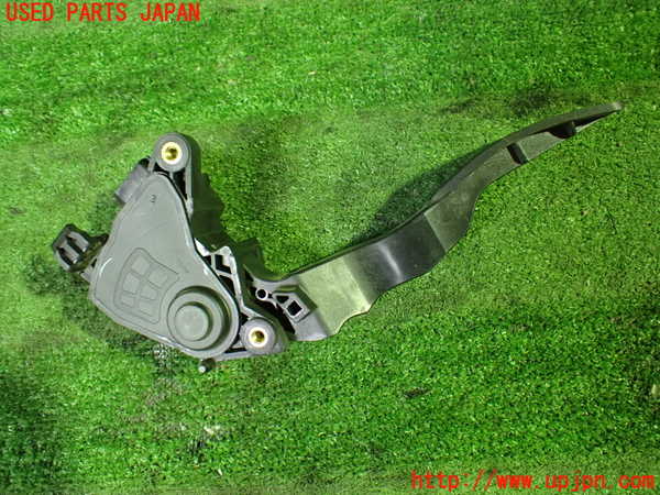 1UPJ-9233366381]セレナ Sハイブリッド(HC26)センサー1 (アクセルペダル) 中古_3