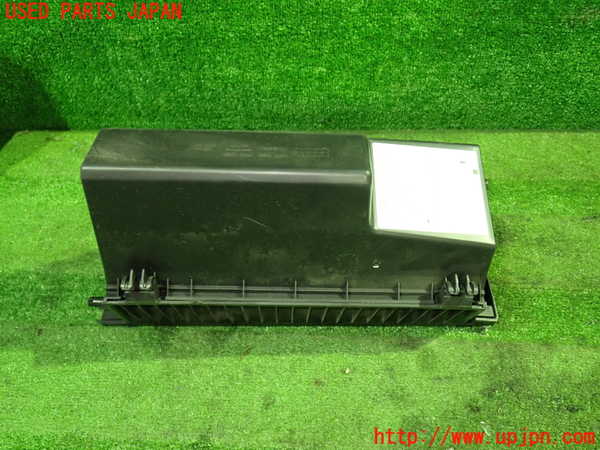 1UPJ-9233367517]セレナ Sハイブリッド(HC26)グローブボックス2 (下側) 中古_3