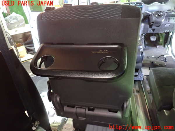 1UPJ-9233367175]セレナ Sハイブリッド(HC26)左2列目シート 中古_4