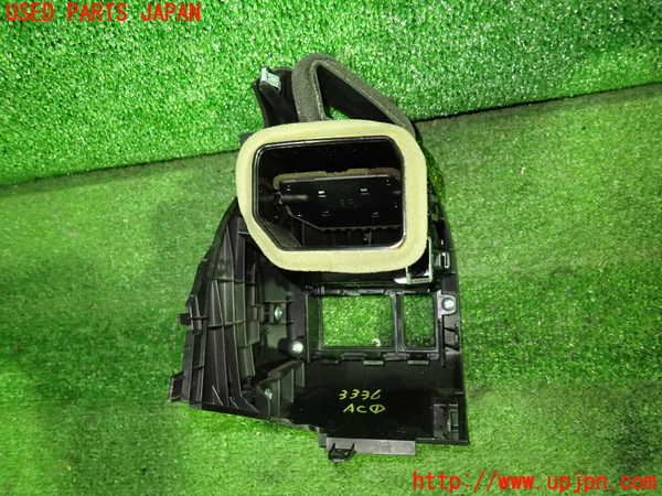 1UPJ-9233367526]セレナ Sハイブリッド(HC26)エアコン吹き出し口1 (右) 中古_2