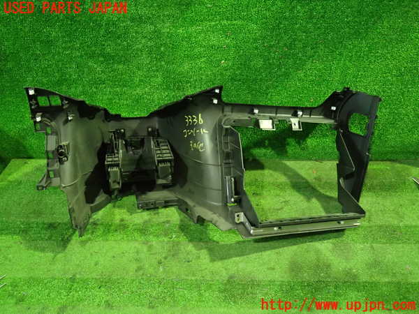 1UPJ-9233367549]セレナ Sハイブリッド(HC26)コンソール 中古_3