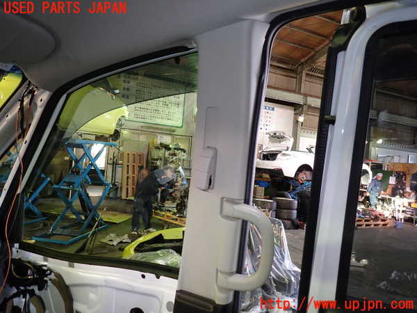 1UPJ-9233367665]セレナ Sハイブリッド(HC26)右センターピラートリム 中古_2