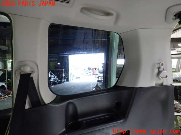 1UPJ-9233367675]セレナ Sハイブリッド(HC26)右リアピラートリム 中古_2