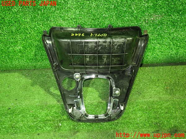 1UPJ-9233367691]セレナ Sハイブリッド(HC26)内装トリム類1 中古_3