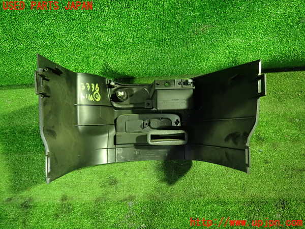 1UPJ-9233367693]セレナ Sハイブリッド(HC26)内装トリム類3 中古_3