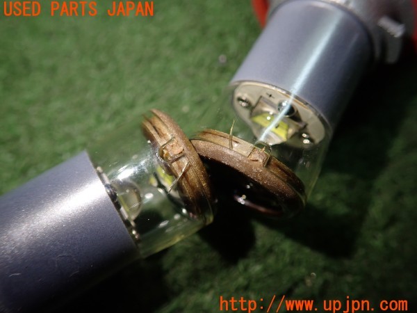 3UPJ=9233370505]アウディ A5 2.0TFSIクワトロ(8TCDNF 8T3)BELLOF ベロフ LEDバルブ フォグランプ H4 中古_4