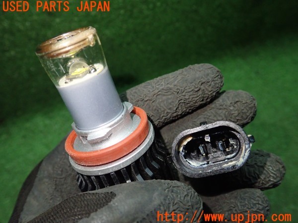 3UPJ=9233370505]アウディ A5 2.0TFSIクワトロ(8TCDNF 8T3)BELLOF ベロフ LEDバルブ フォグランプ H4 中古_5