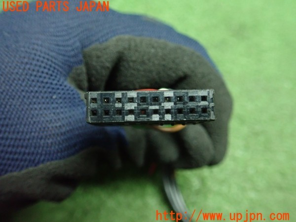 3UPJ=9233370550]アウディ A5 2.0TFSIクワトロ(8TCDNF 8T3)社外 用途不明 ハーネス RCA端子 中古_3