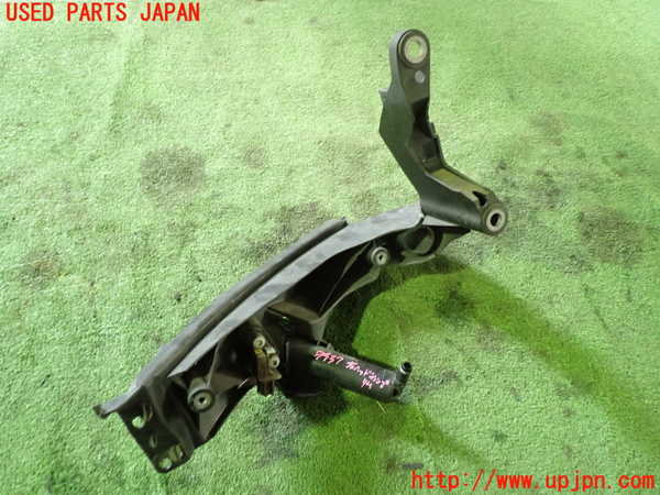 1UPJ-9233371142]アウディ・A5(8TCDNF)左ヘッドライトリム 中古_2