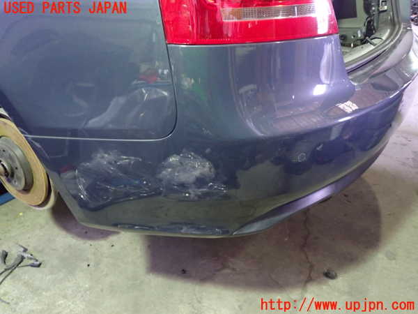 1UPJ-9233371610]アウディ・A5(8TCDNF)リアバンパー 中古_3