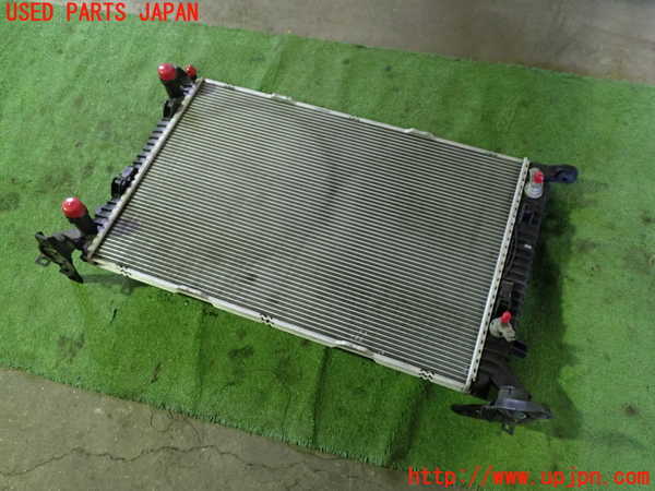 1UPJ-9233372321]アウディ・A5(8TCDNF)ラジエーター1 中古_3