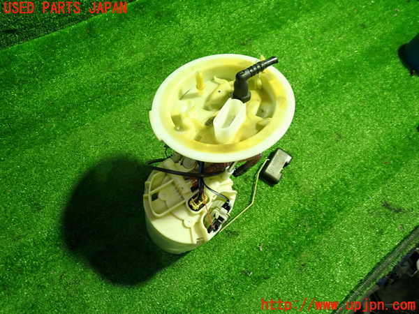 1UPJ-9233372510]アウディ・A5(8TCDNF)燃料ポンプ 中古_2