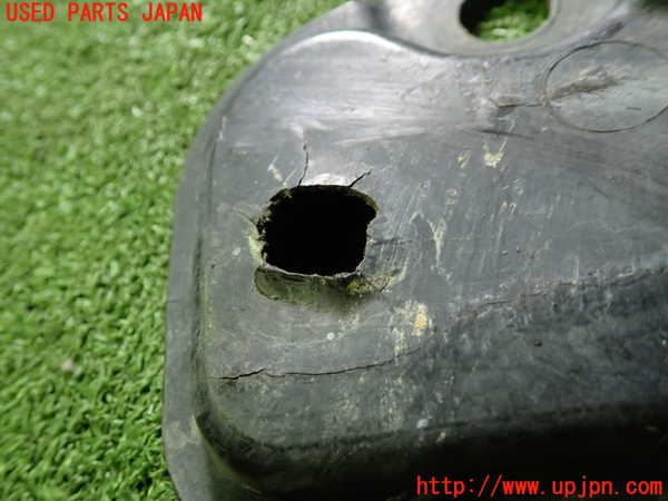 1UPJ-9233372170]アウディ・A5(8TCDNF)エンジンアンダーカバー 中古_2