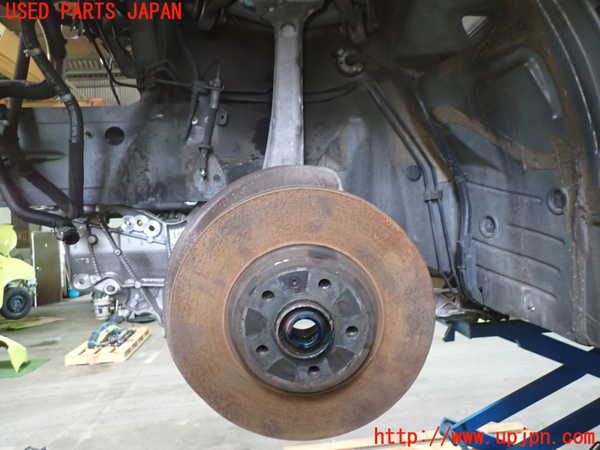 1UPJ-9233374295]アウディ・A5(8TCDNF)左フロントナックルハブ 中古_2