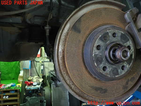 1UPJ-9233374300]アウディ・A5(8TCDNF)右リアナックルハブ 中古_3