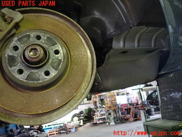 1UPJ-9233374305]アウディ・A5(8TCDNF)左リアナックルハブ 中古_3