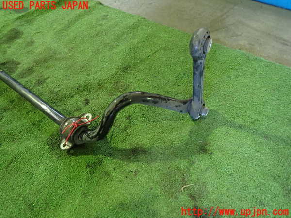 1UPJ-9233375440]アウディ・A5(8TCDNF)フロントスタビライザー 中古_3