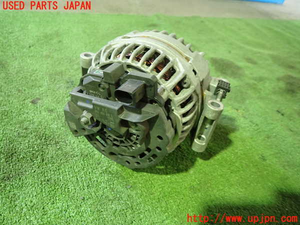 1UPJ-9233376015]アウディ・A5(8TCDNF)オルタネーター(ダイナモ) 中古_4