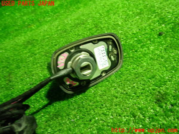 1UPJ-9233376550]アウディ・A5(8TCDNF)アンテナ 中古_4