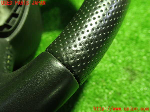 1UPJ-9233377855]アウディ・A5(8TCDNF)ステアリングホイール 中古_3