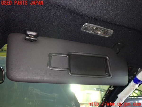 1UPJ-9233377625]アウディ・A5(8TCDNF)室内サンバイザー右側 中古_2