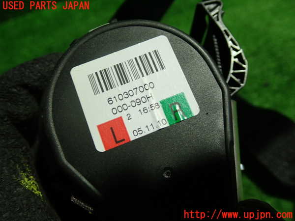 1UPJ-9233377155]アウディ・A5(8TCDNF)右2列目シートベルト 中古_2