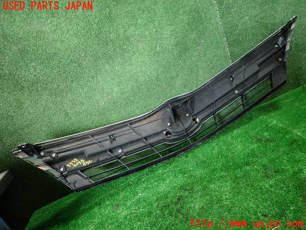 1UPJ-9233381050]カローラ アクシオ(NZE161)ラジエターグリル 中古_4