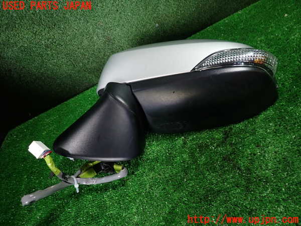 1UPJ-9233381212]カローラ アクシオ(NZE161)左ドアミラー 中古_2