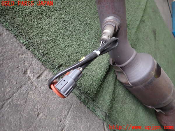 1UPJ-9233382651]カローラ アクシオ(NZE161)センターパイプ1 中古_3