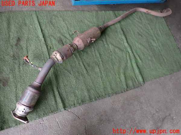 1UPJ-9233382651]カローラ アクシオ(NZE161)センターパイプ1 中古_5