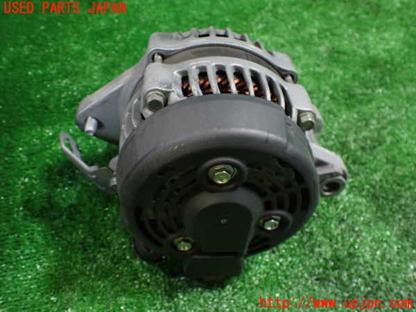 1UPJ-9233386015]カローラ アクシオ(NZE161)オルタネーター(ダイナモ) 中古_3