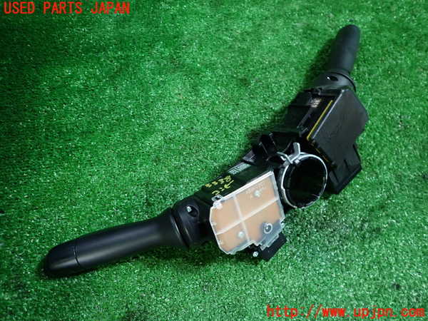 1UPJ-9233386720]カローラ アクシオ(NZE161)コンビネーションスイッチ 中古_4