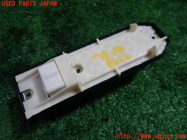 1UPJ-9233386240]カローラ アクシオ(NZE161)右前パワーウィンドウスイッチ 中古_2