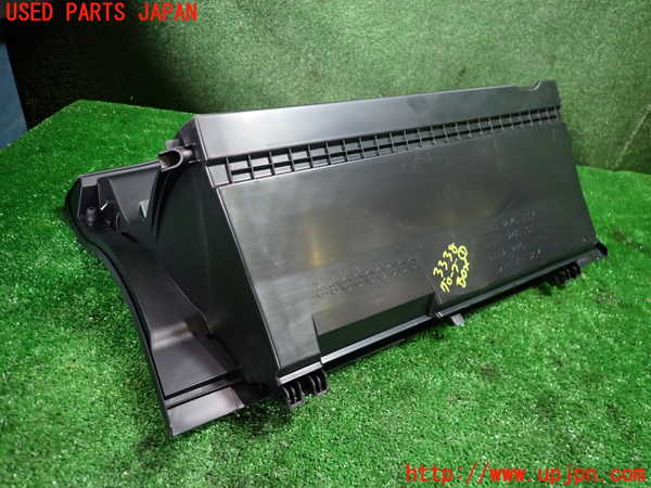 1UPJ-9233387516]カローラ アクシオ(NZE161)グローブボックス1 中古_4