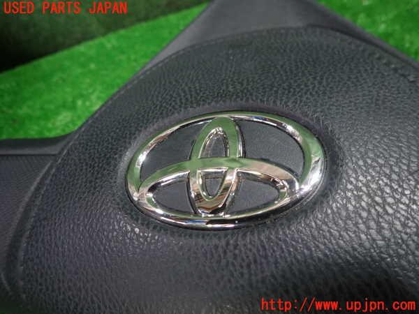 1UPJ-9233387865]カローラ アクシオ(NZE161)運転席側エアバッグカバー 中古_3