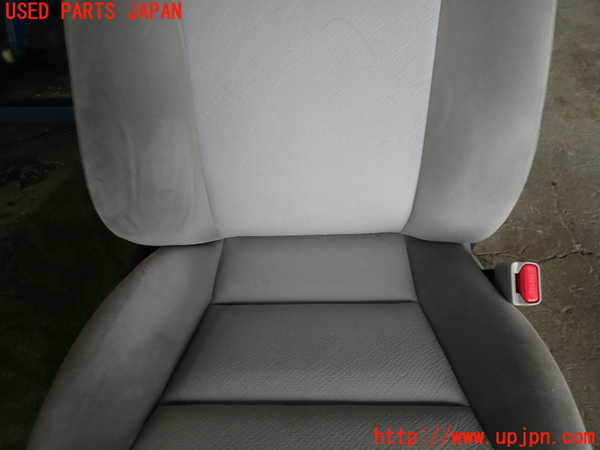 1UPJ-9233387035]カローラ アクシオ(NZE161)運転席シート 中古_3